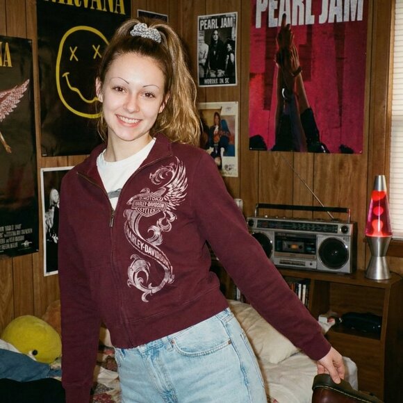 🦅 Harley-Davidson Maroon Scroll Wing Zip Hoodie S Sioux Falls 🦅 - Picture 1 of 6